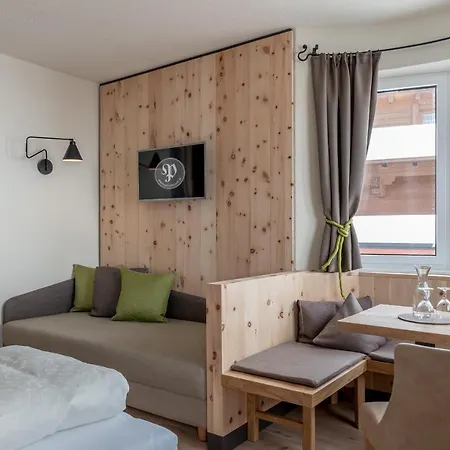 Garni Pirchhuett Отель 4*