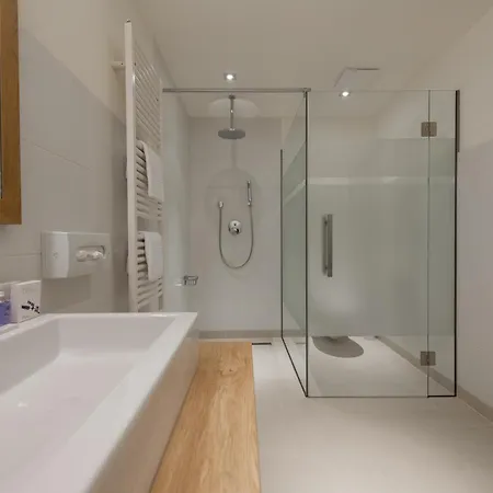 Garni Pirchhuett Обергургль