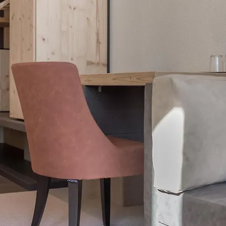 Garni Pirchhuett Обергургль