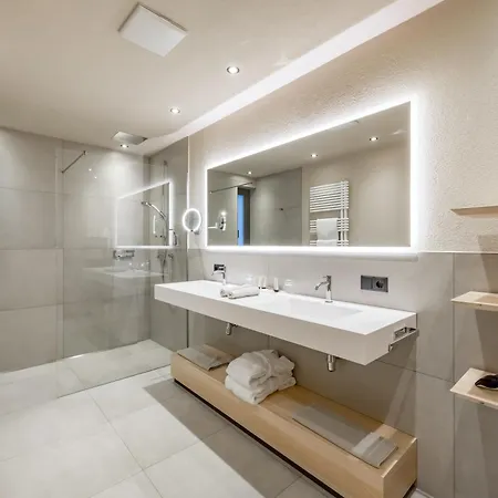 Garni Pirchhuett Обергургль