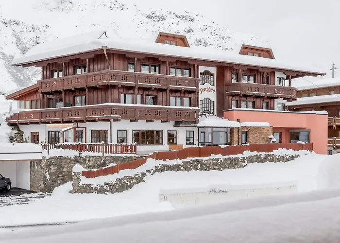 Garni Pirchhuett 4*