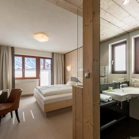 Garni Pirchhuett 4* اوبرغورغل