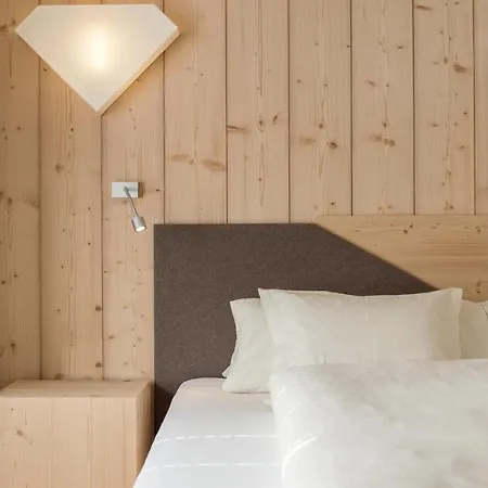 Garni Pirchhuett Hotel 4*