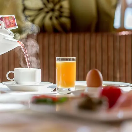 Garni Pirchhuett فندق