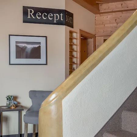 Garni Pirchhuett اوبرغورغل