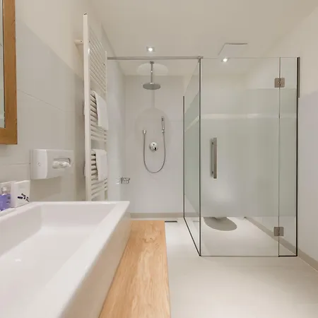 Garni Pirchhuett فندق