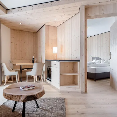 Garni Pirchhuett اوبرغورغل