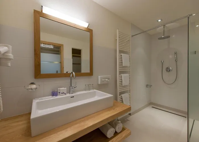 Otel Garni Pirchhuett 4*